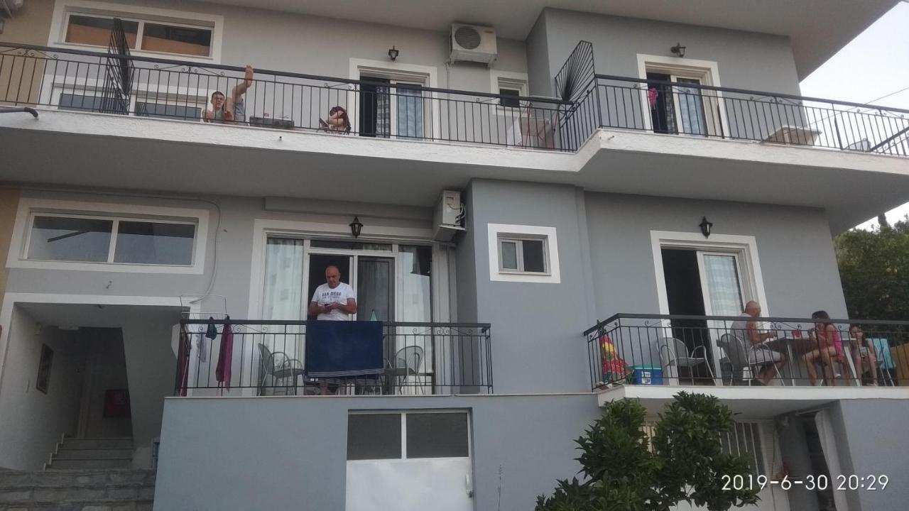 Zodiac Apts Nydri (Lefkada) Exterior photo